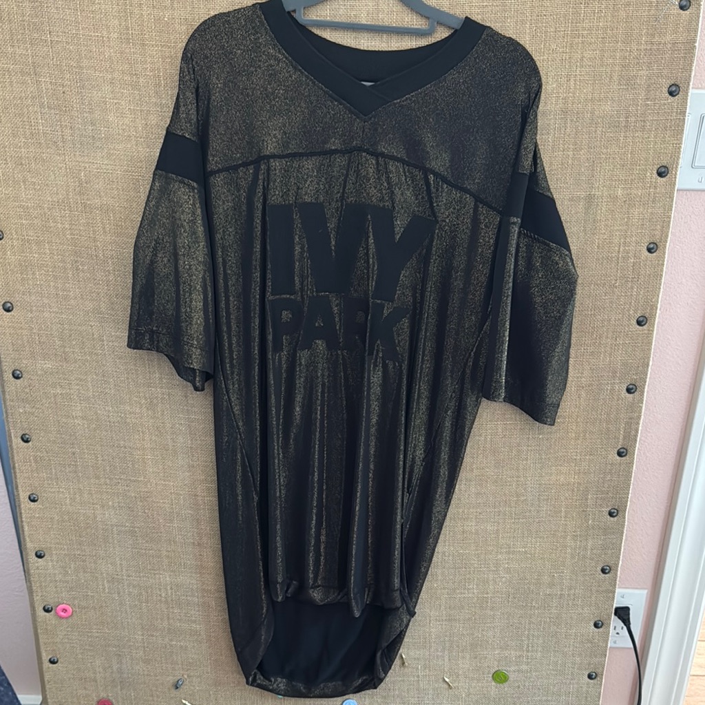 Ivy Park Black And Gold Shimmer Jersey